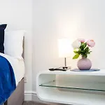 Stylish Studio In Leicester Square